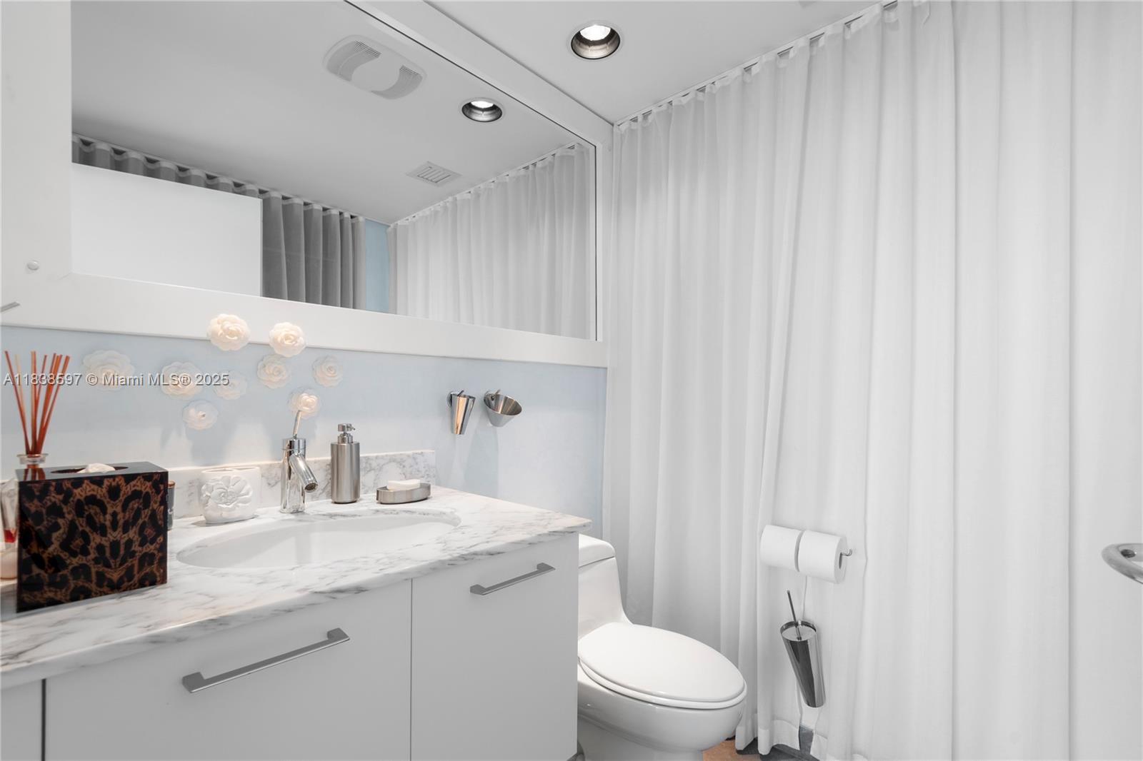 Photo of 450 Alton Rd  #2001, Miami Beach, Florida, 33139 - 