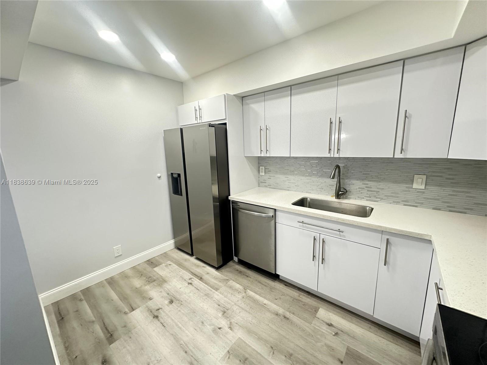 405 2 / 2 1100 sq. ft. $ 2025-08-15 0 Photo