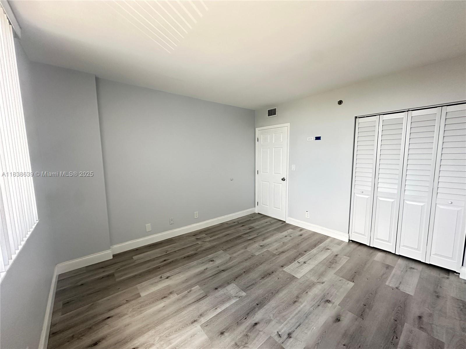 405 2 / 2 1100 sq. ft. $ 2025-08-15 0 Photo