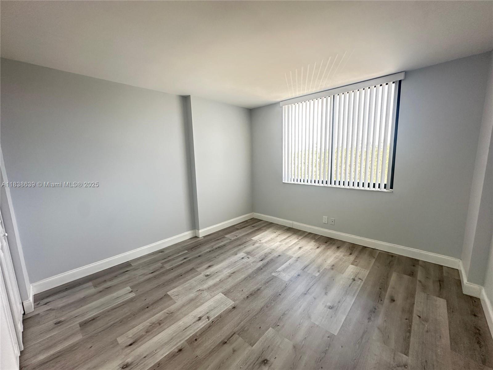 405 2 / 2 1100 sq. ft. $ 2025-08-15 0 Photo