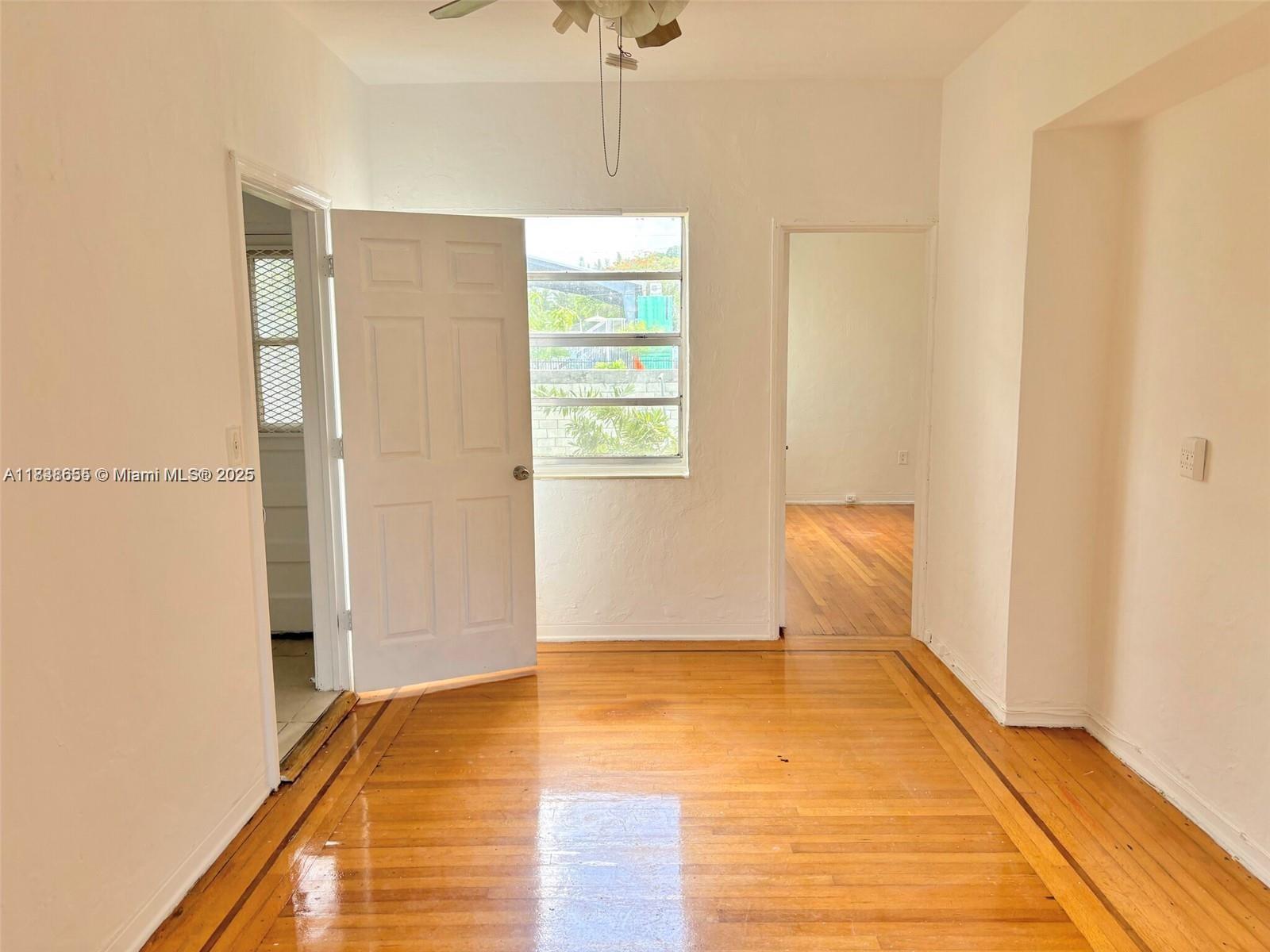 See details / 3964 sq. ft. $ 2025-07-11 0 Photo