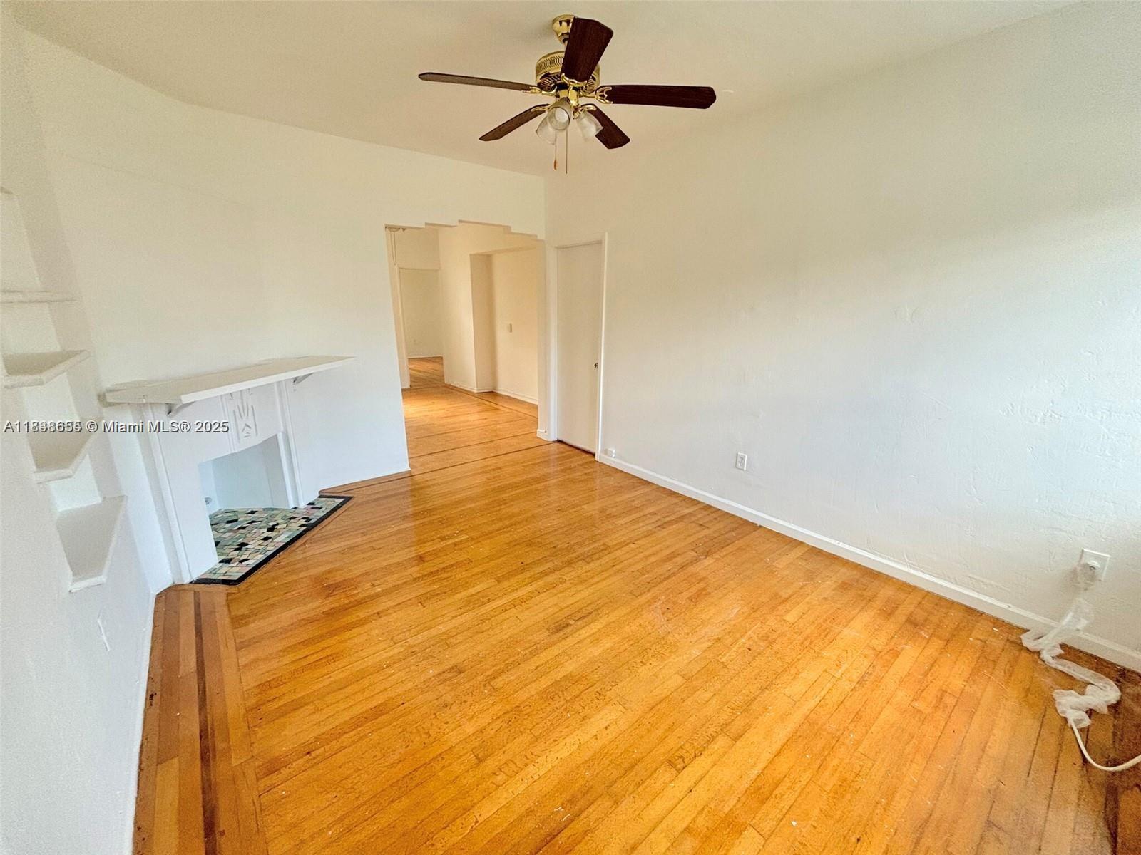 See details / 3964 sq. ft. $ 2025-07-11 0 Photo