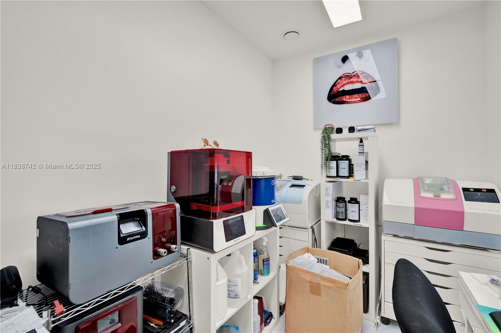 See details / sq. ft. $ 2025-07-11 0 Photo