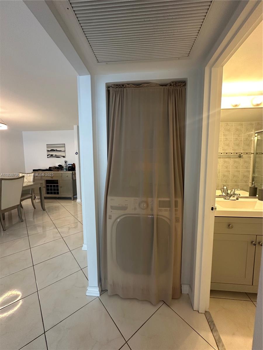 Photo of 2030 Ocean Dr  #1204, Hallandale Beach, Florida, 33009 - 