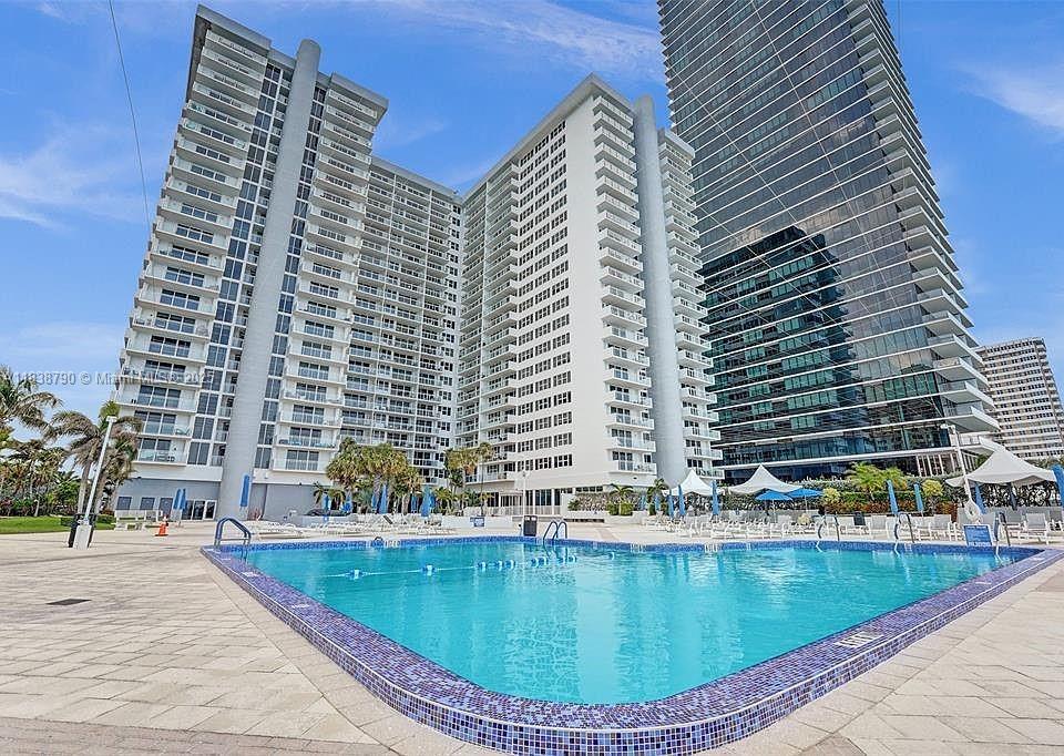 Photo of 2030 Ocean Dr  #1204, Hallandale Beach, Florida, 33009 - 