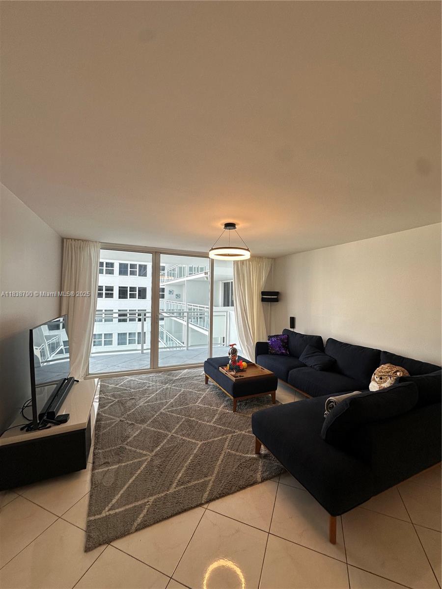 Photo of 2030 Ocean Dr  #1204, Hallandale Beach, Florida, 33009 - 