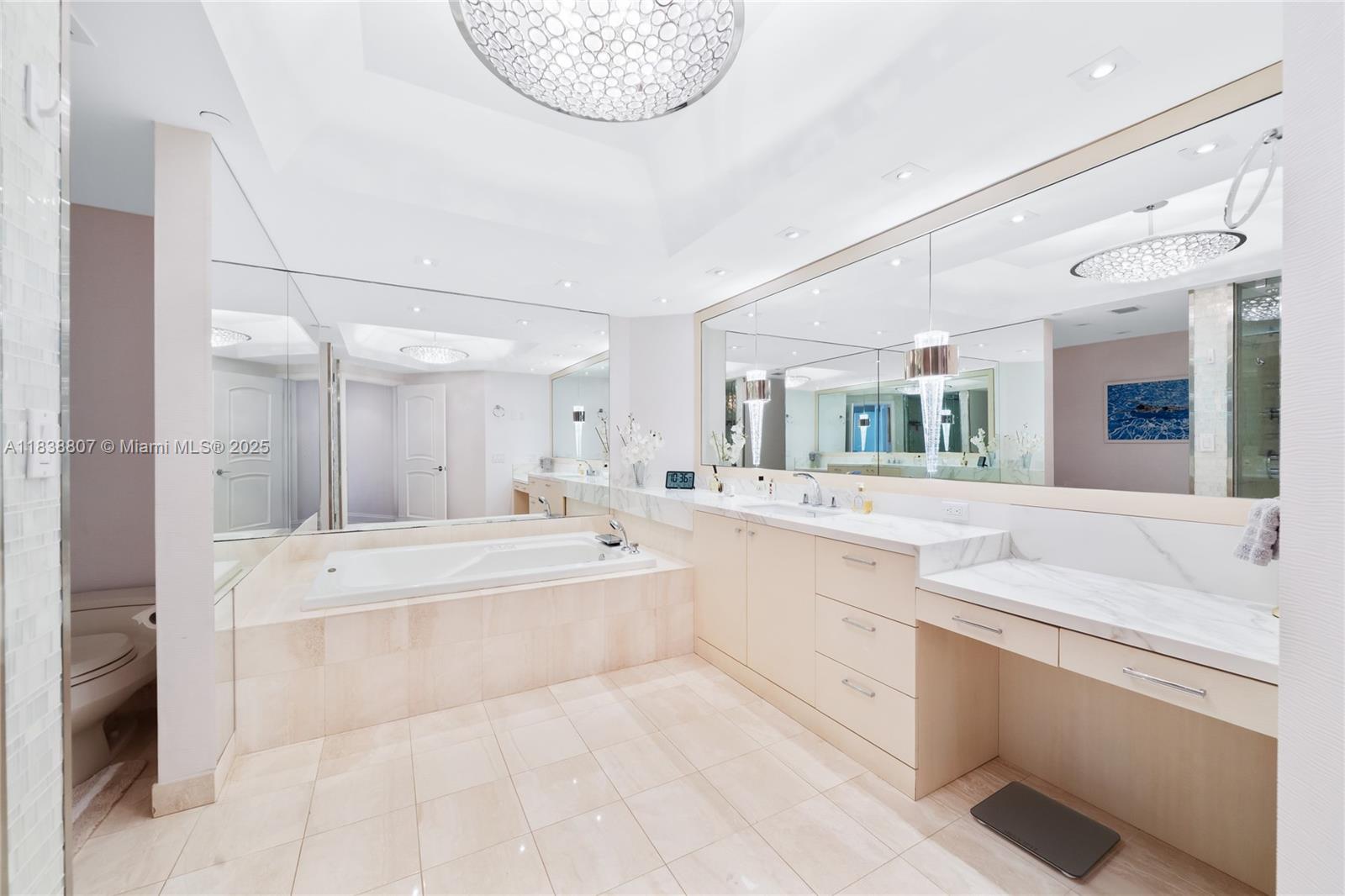 See details 2409 3 / 3 2630 sq. ft. $ 2025-07-11 0 Photo