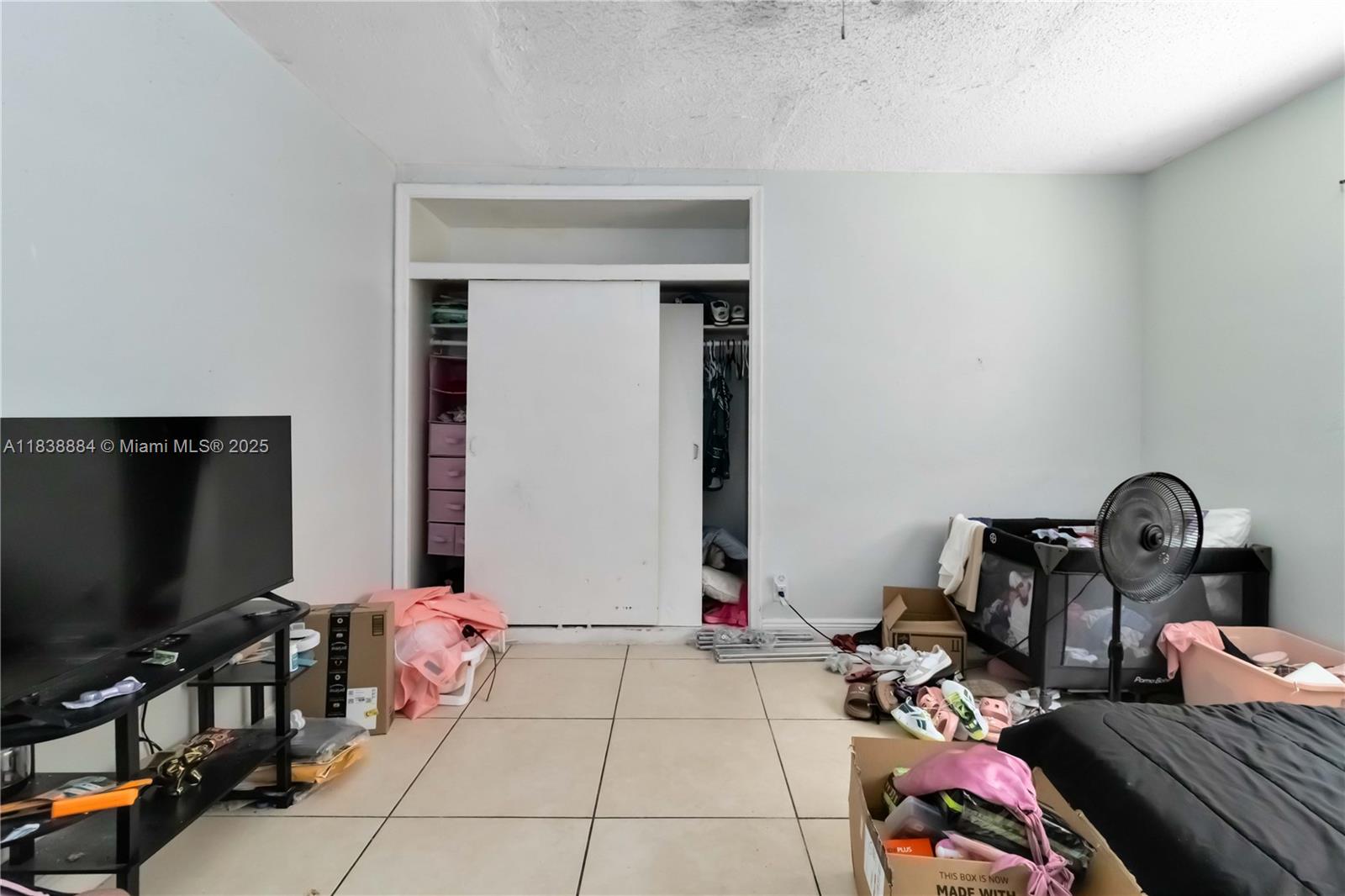 See details / 2504 sq. ft. $ 2025-07-31 0 Photo