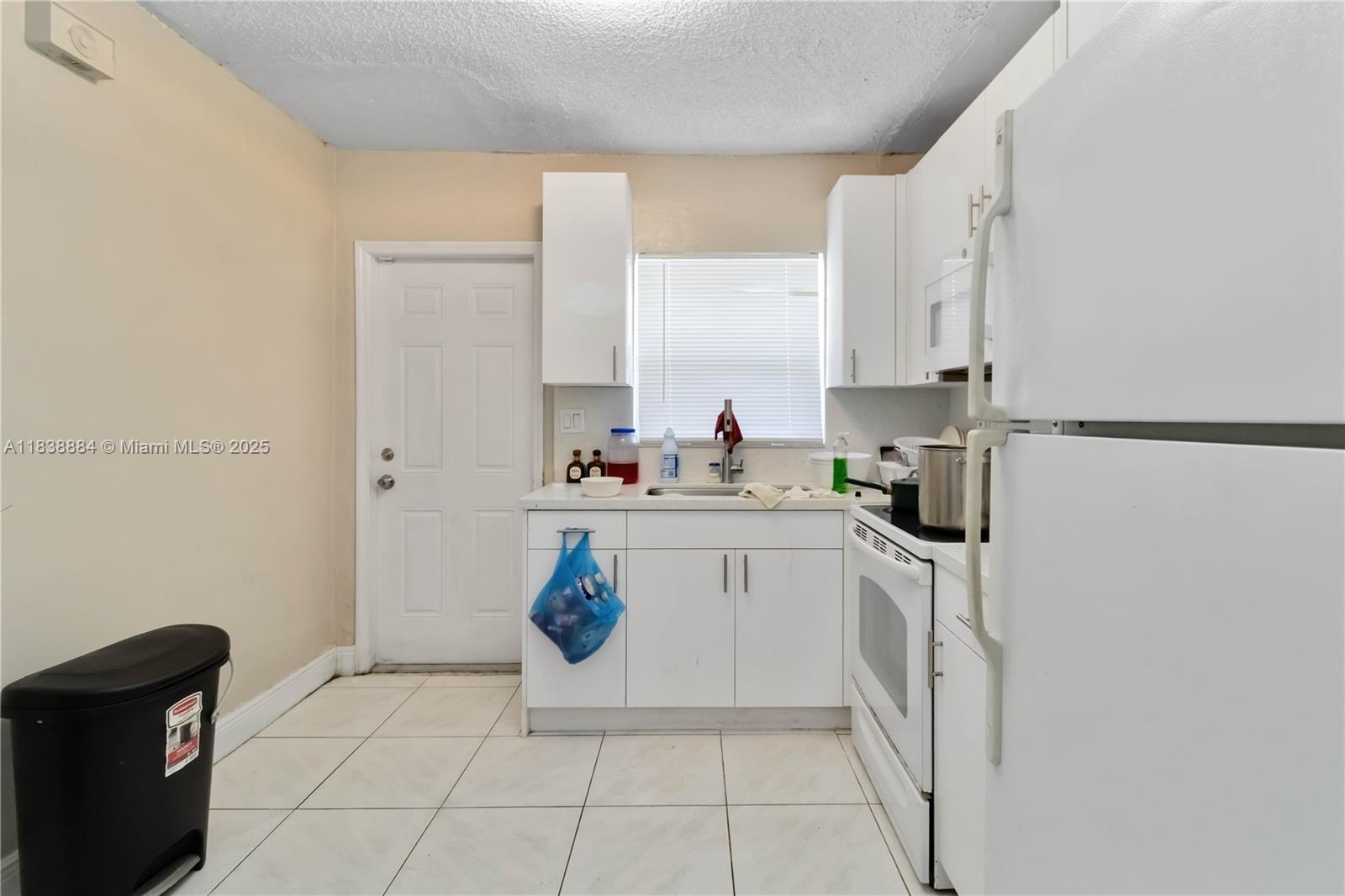 See details / 2504 sq. ft. $ 2025-07-31 0 Photo