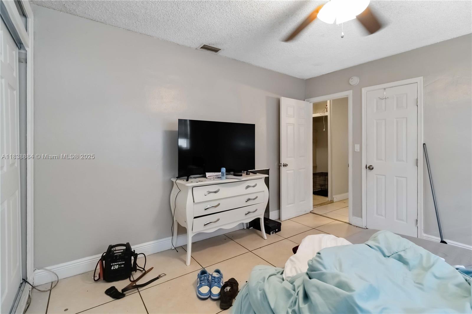 See details / 2504 sq. ft. $ 2025-07-31 0 Photo