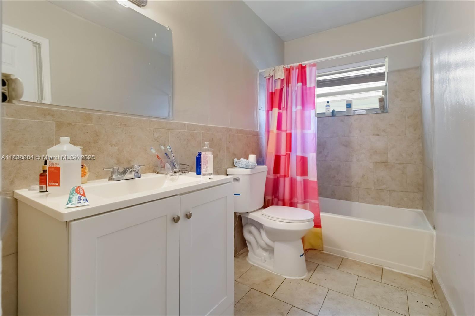 See details / 2504 sq. ft. $ 2025-07-31 0 Photo