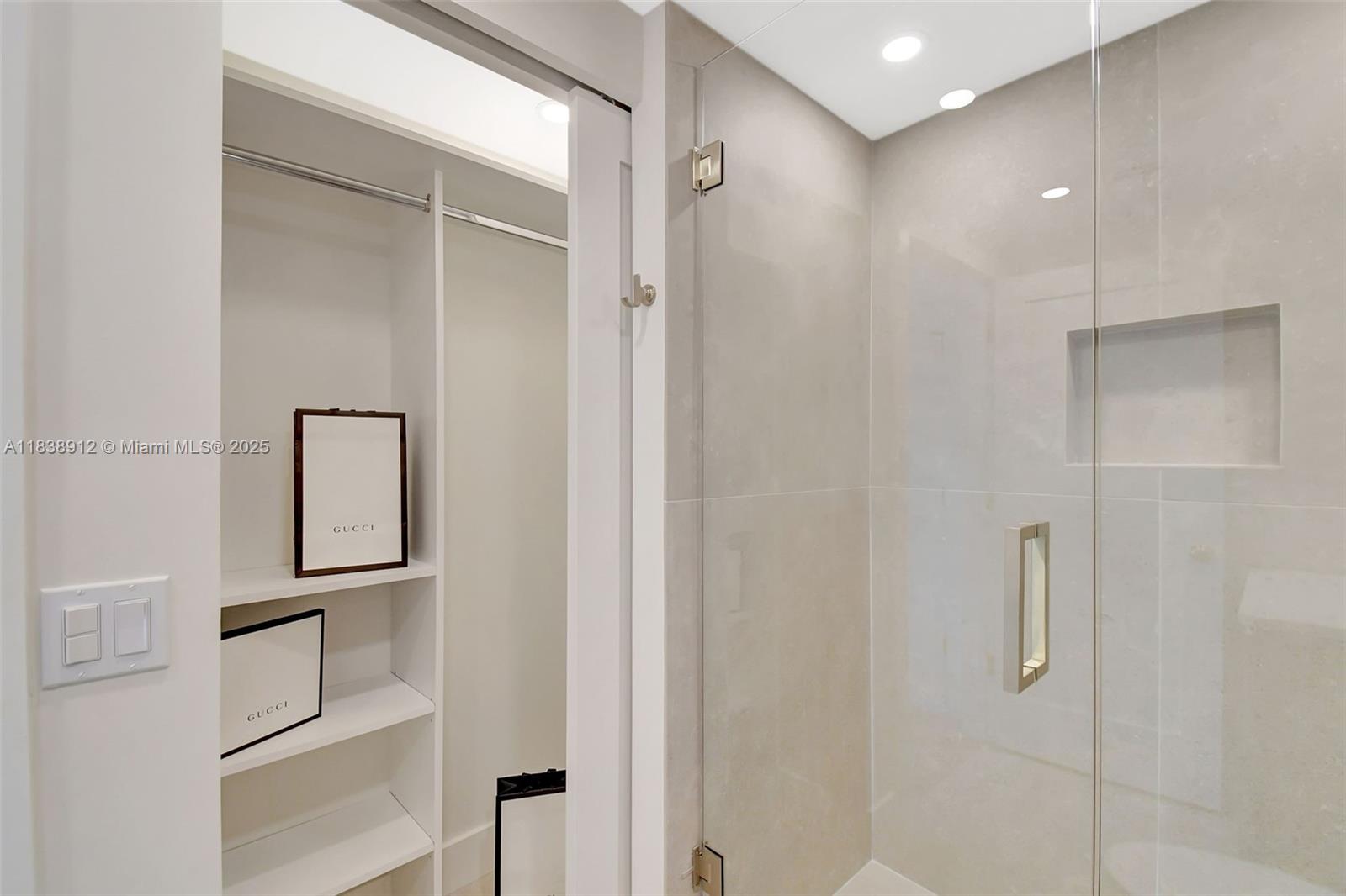 Photo of 3370 Hidden Bay Dr  #812, Aventura, Florida, 33180 - 