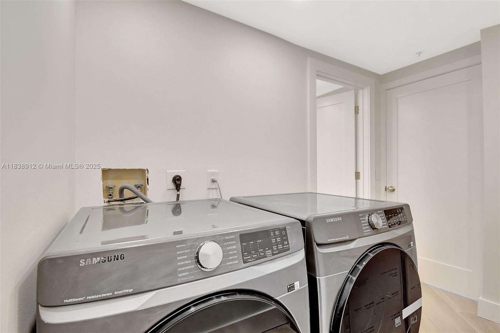 Photo of 3370 Hidden Bay Dr  #812, Aventura, Florida, 33180 - 