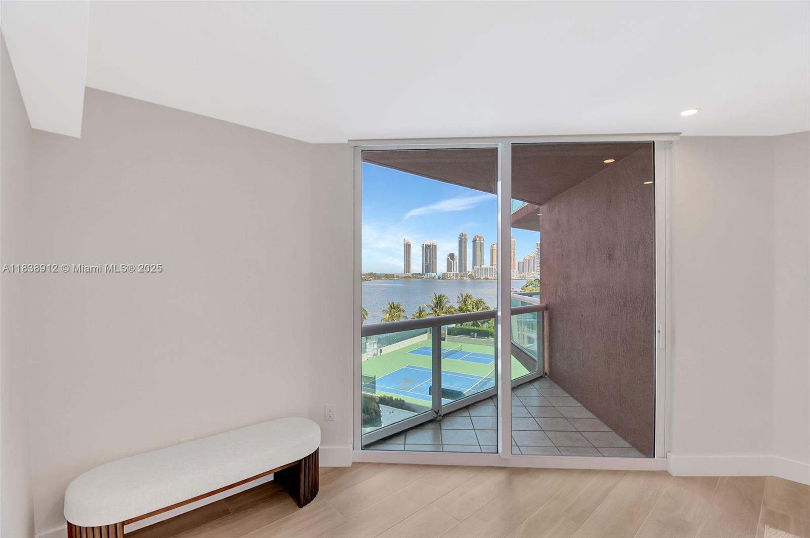 Photo of 3370 Hidden Bay Dr  #812, Aventura, Florida, 33180 - 