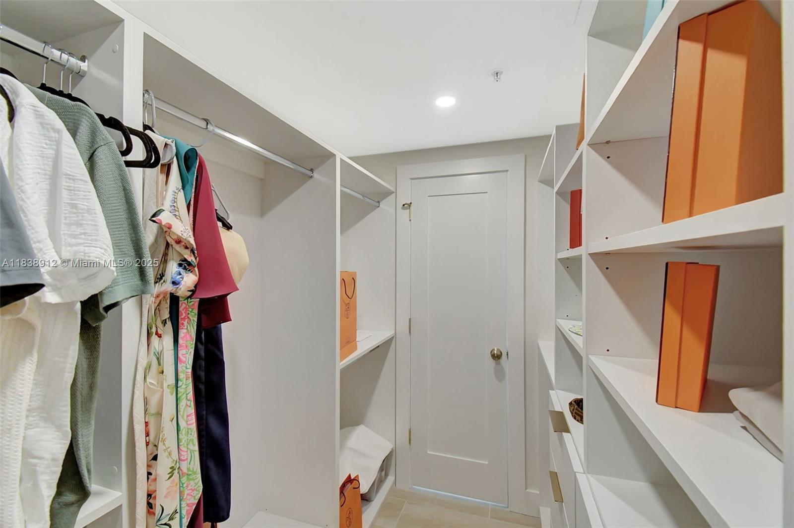 Photo of 3370 Hidden Bay Dr  #812, Aventura, Florida, 33180 - 