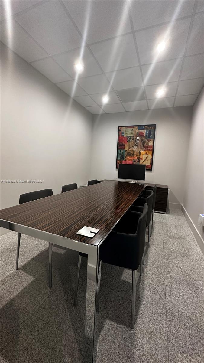 See details 1400 / sq. ft. $ 2025-07-11 0 Photo
