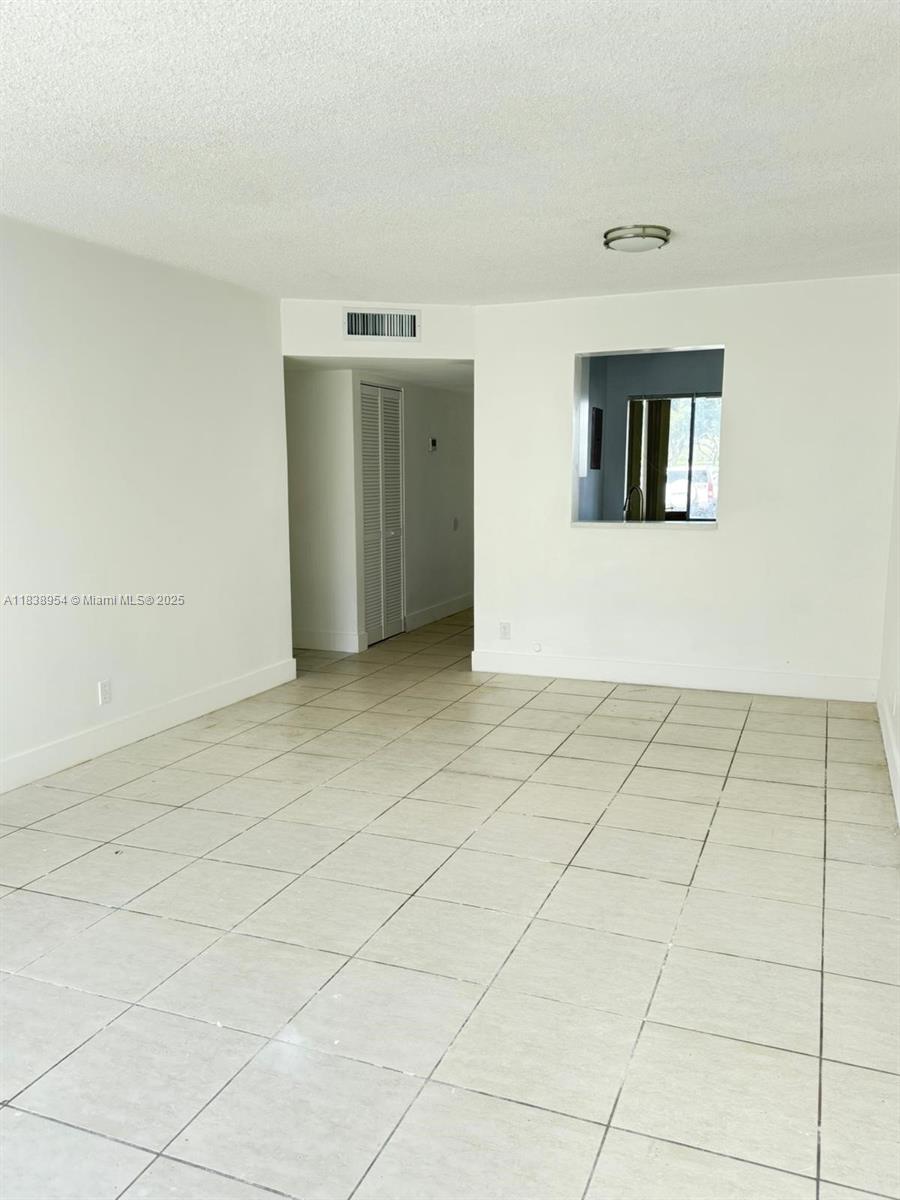 See details 108 / sq. ft. $ 2025-07-11 0 Photo