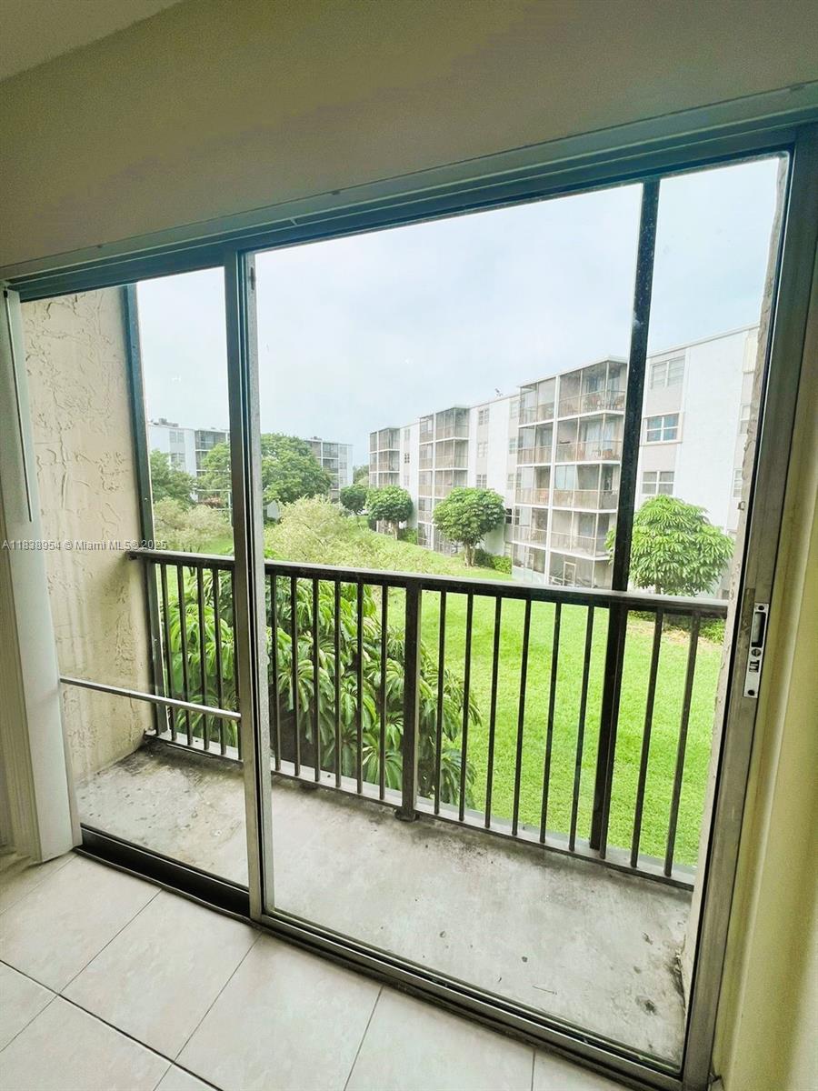 See details 108 / sq. ft. $ 2025-07-11 0 Photo