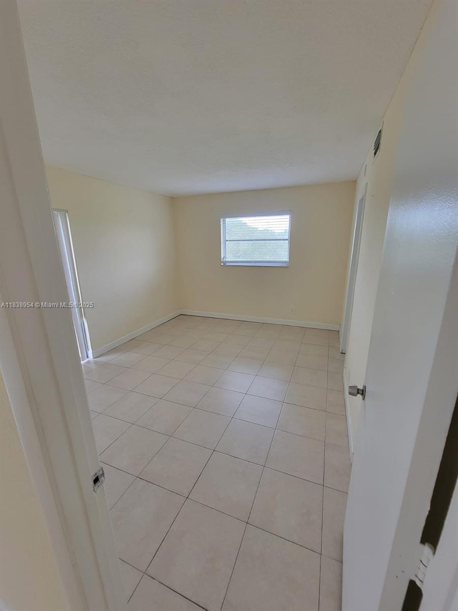 See details 108 / sq. ft. $ 2025-07-11 0 Photo