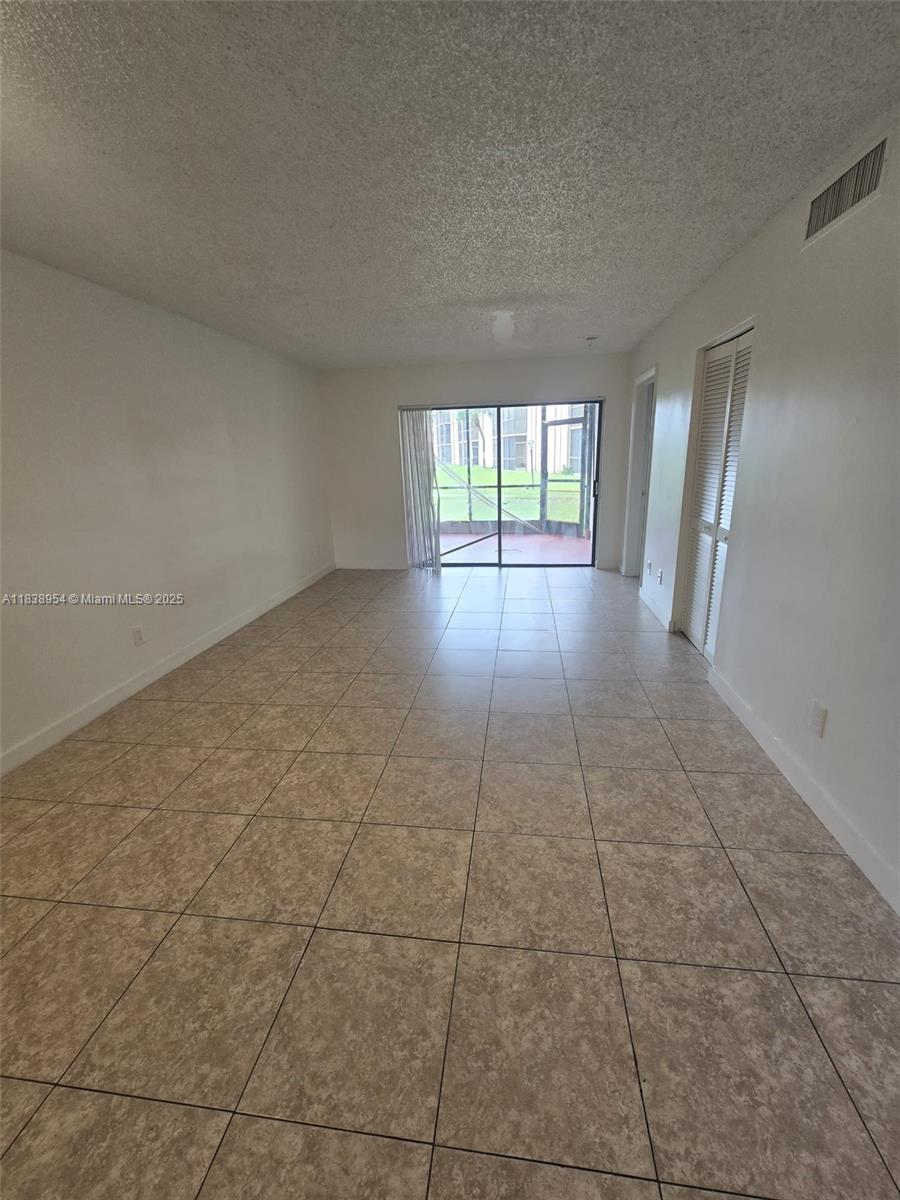 See details 108 / sq. ft. $ 2025-07-11 0 Photo