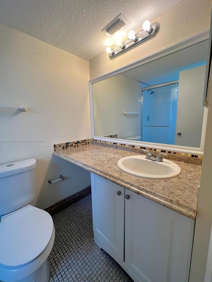 See details 108 / sq. ft. $ 2025-07-11 0 Photo