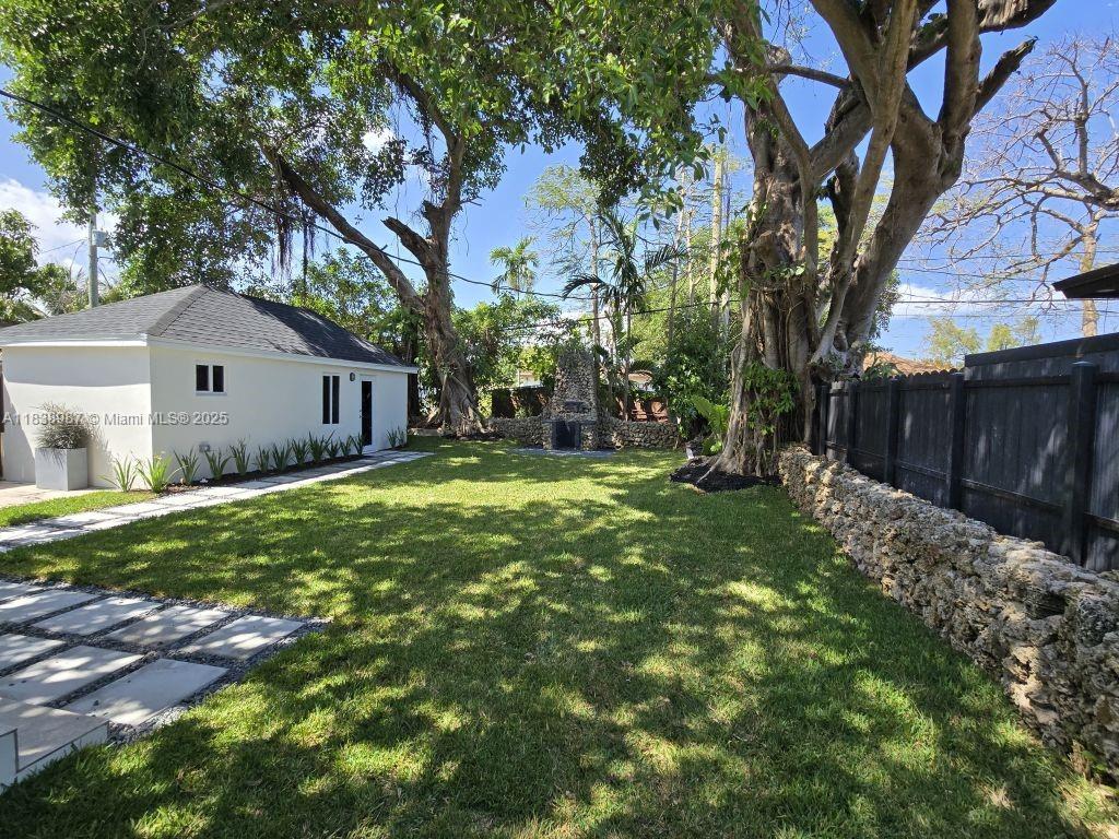 Ver detalles / 1006 sq. ft. $ 2025-07-11 0 foto