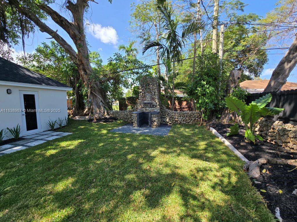 Ver detalles / 1006 sq. ft. $ 2025-07-11 0 foto