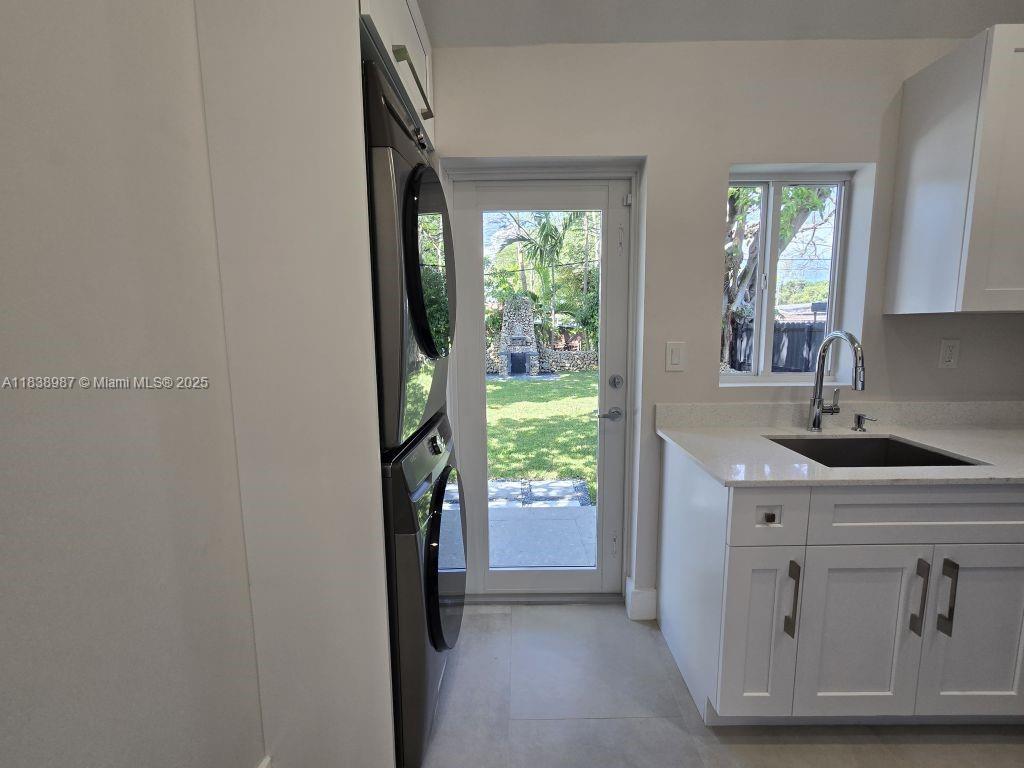 Ver detalles / 1006 sq. ft. $ 2025-07-11 0 foto