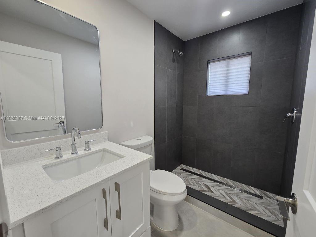 Ver detalles / 1006 sq. ft. $ 2025-07-11 0 foto