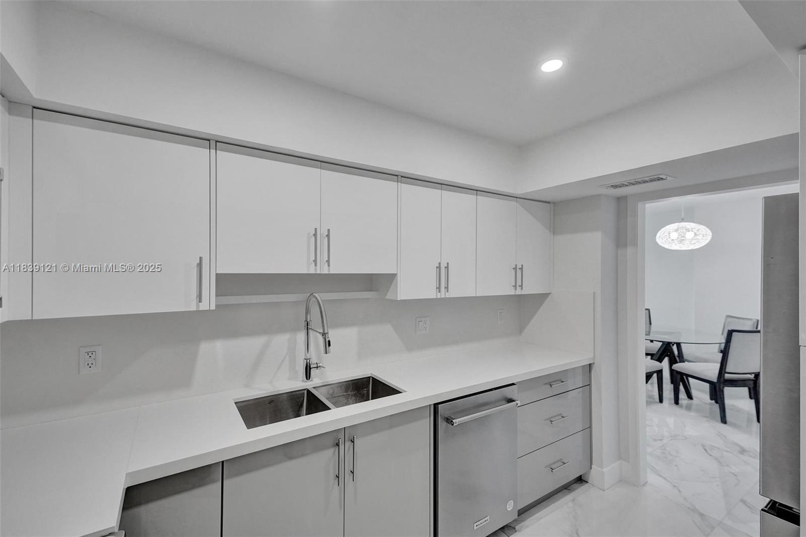Photo of 400 Kings Point Dr #616, Sunny Isles Beach, Florida, 33160 -