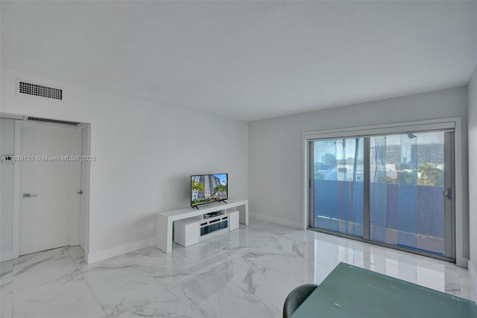 Photo of 400 Kings Point Dr #616, Sunny Isles Beach, Florida, 33160 -