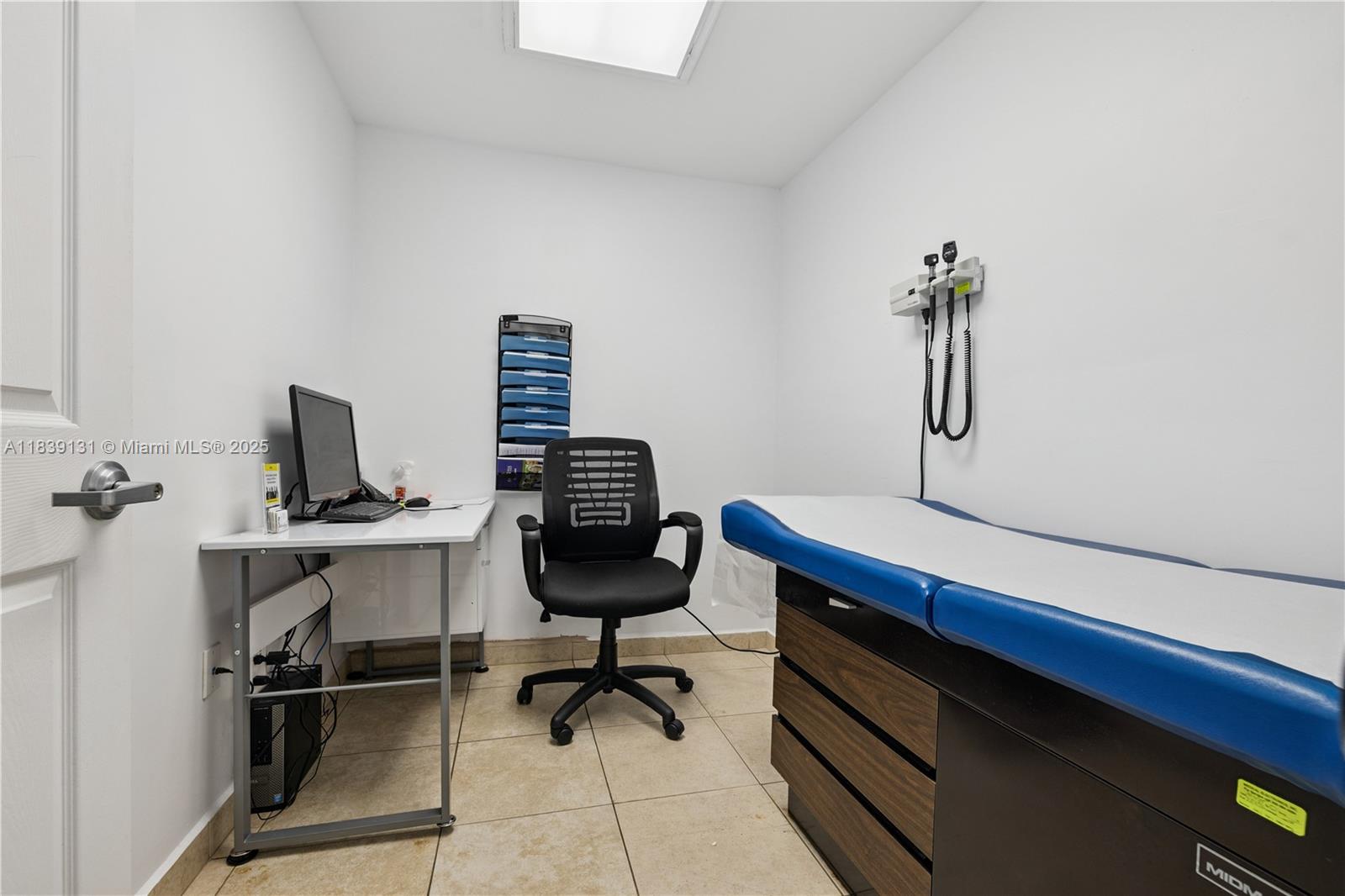 3  /   sq. ft. $ 2025-07-12 0 Photo