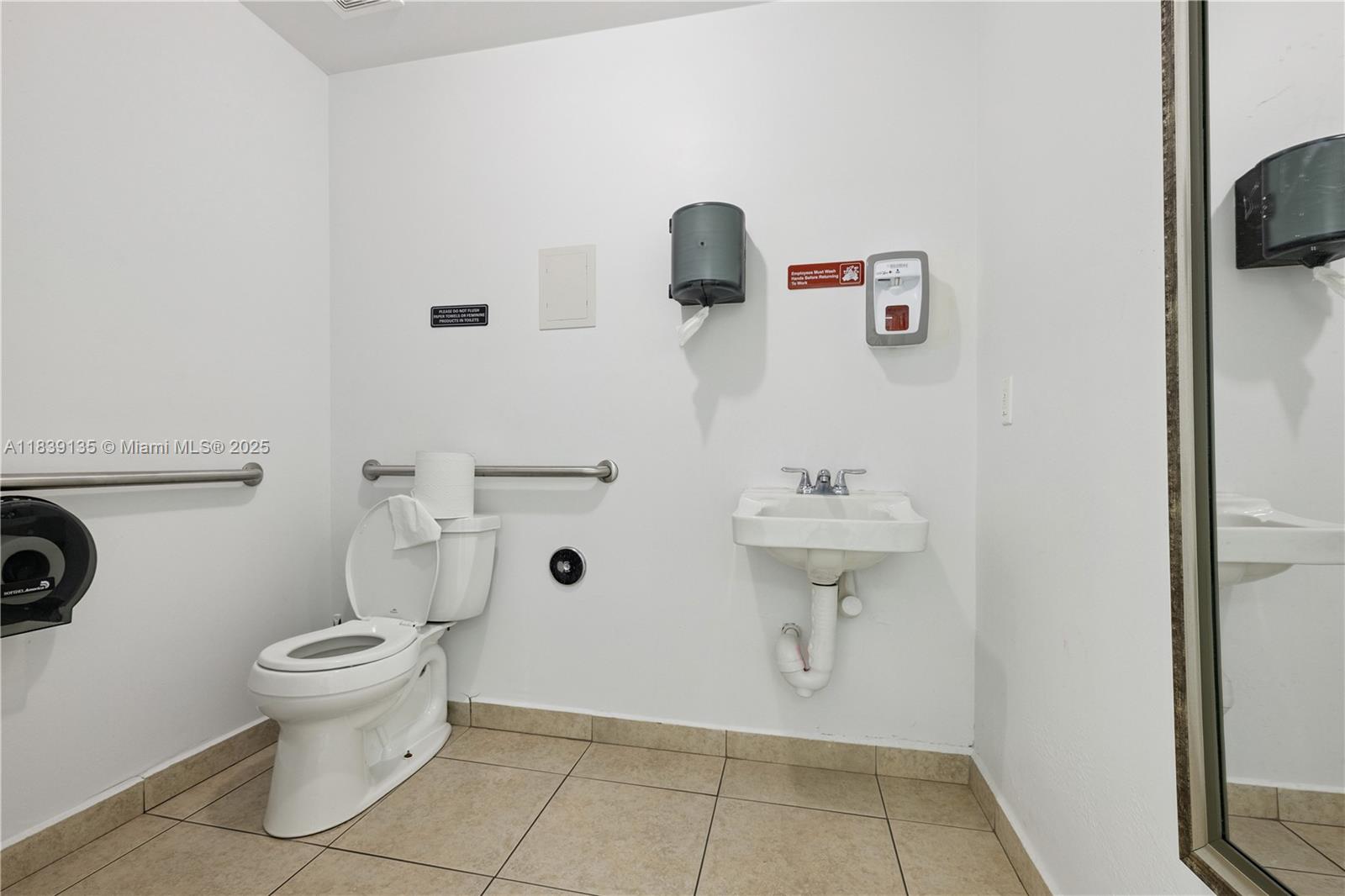 Ver detalles 4 / sq. ft. $ 2025-07-12 0 foto