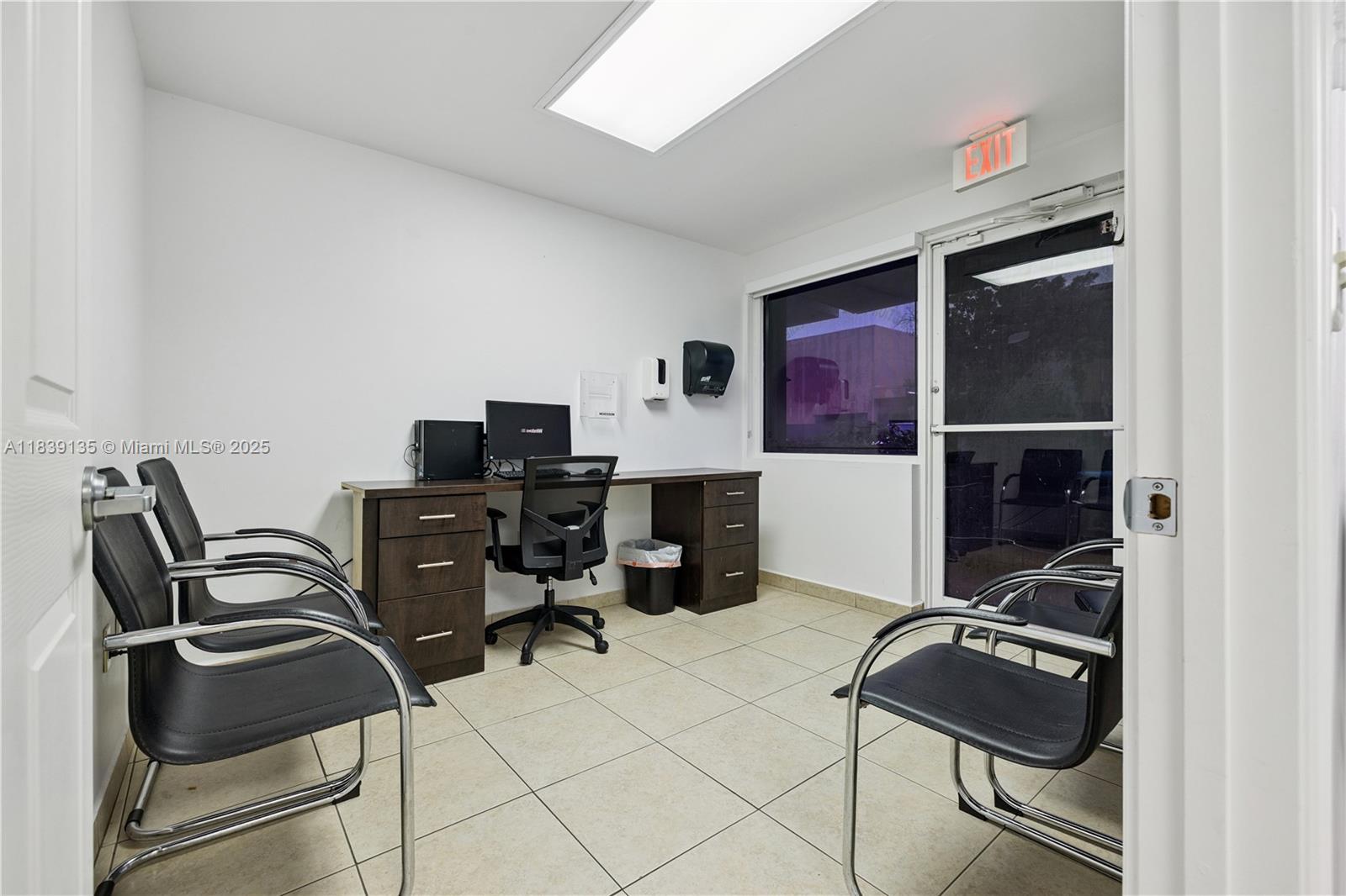 Ver detalles 4 / sq. ft. $ 2025-07-12 0 foto