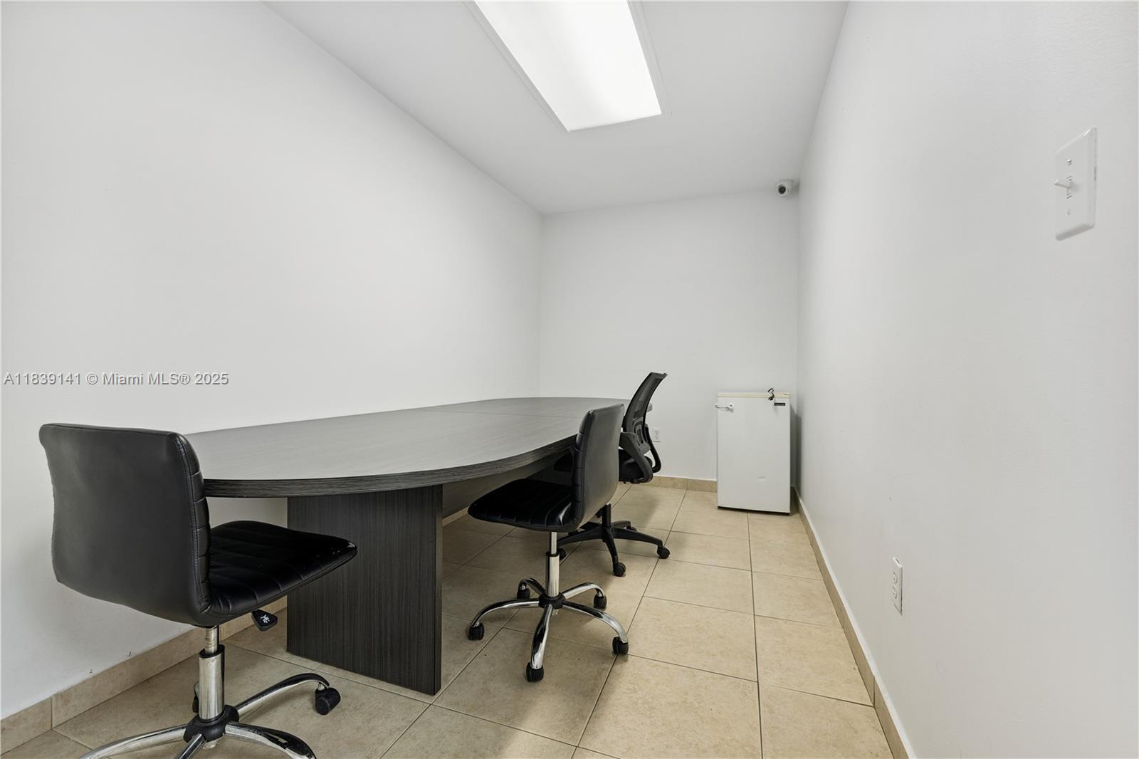 See details 9 / sq. ft. $ 2025-07-12 0 Photo