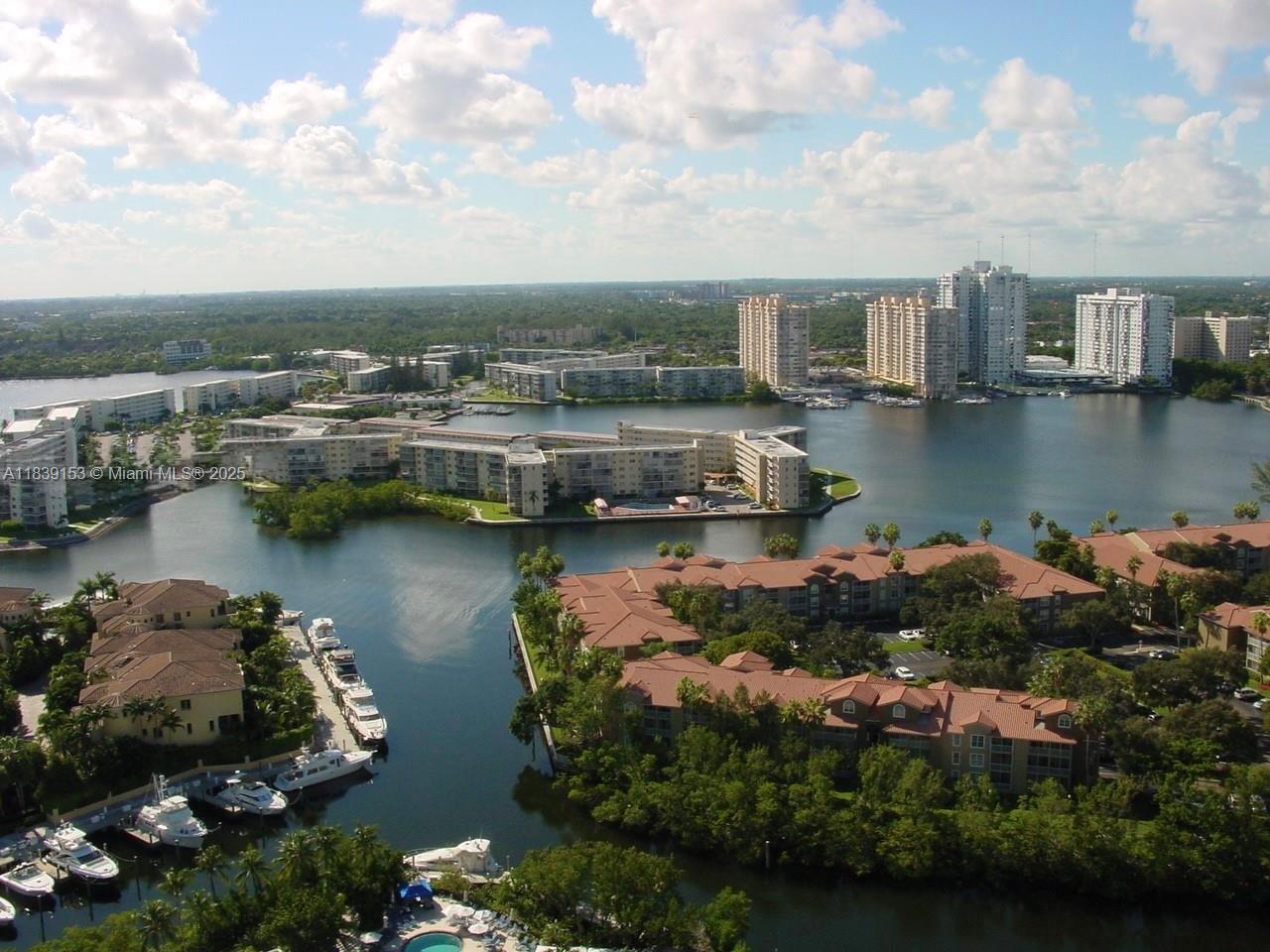 See details 2303 3 / 3 2235 sq. ft. $ 2025-07-12 0 Photo