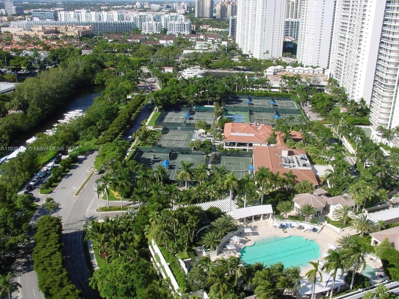 See details 2303 3 / 3 2235 sq. ft. $ 2025-07-12 0 Photo