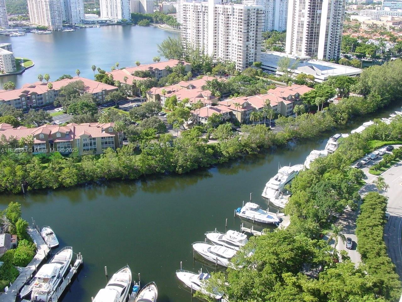 See details 2303 3 / 3 2235 sq. ft. $ 2025-07-12 0 Photo
