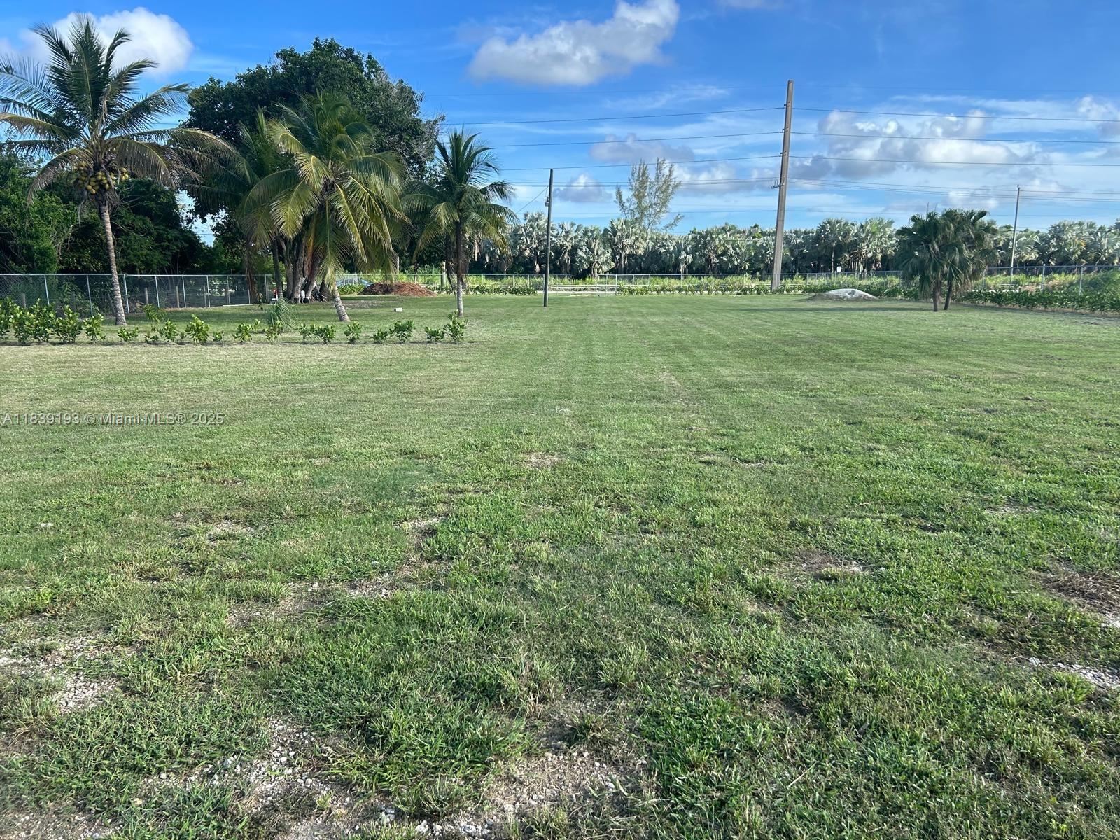 Ver detalles / sq. ft. $ 2025-07-12 0 foto