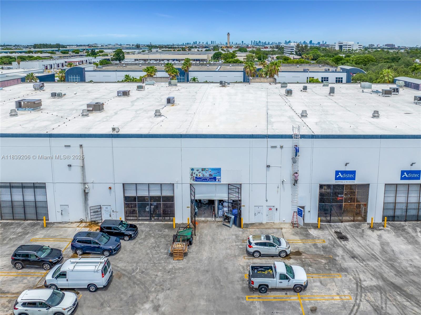 Ver detalles 6 / sq. ft. $ 2025-07-12 0 foto