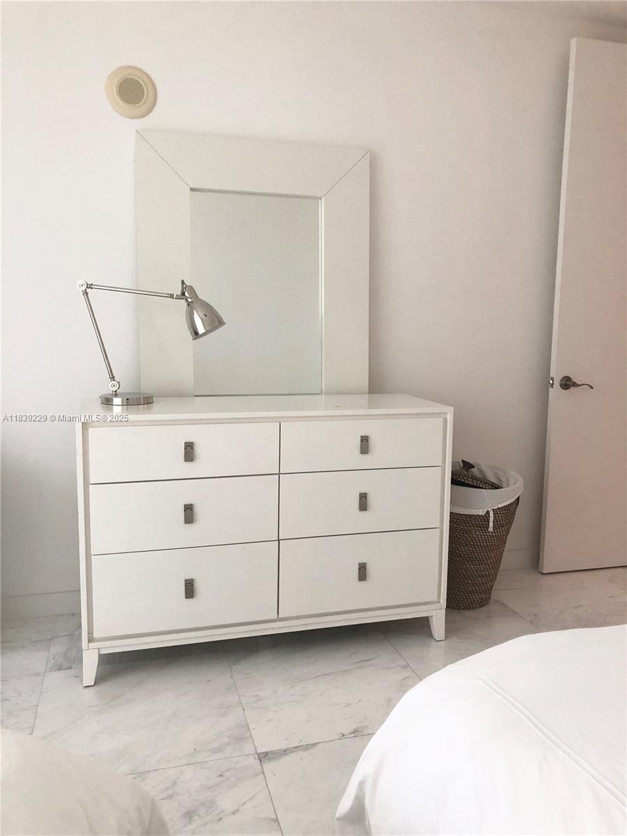 See details 805 2 / 2 1463 sq. ft. $ 2025-07-12 0 Photo