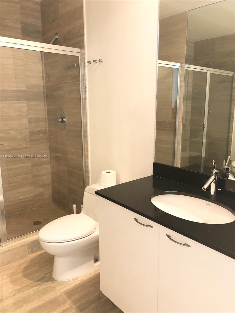 See details 805 2 / 2 1463 sq. ft. $ 2025-07-12 0 Photo