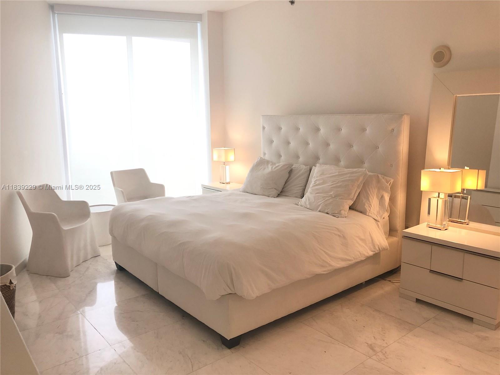 See details 805 2 / 2 1463 sq. ft. $ 2025-07-12 0 Photo