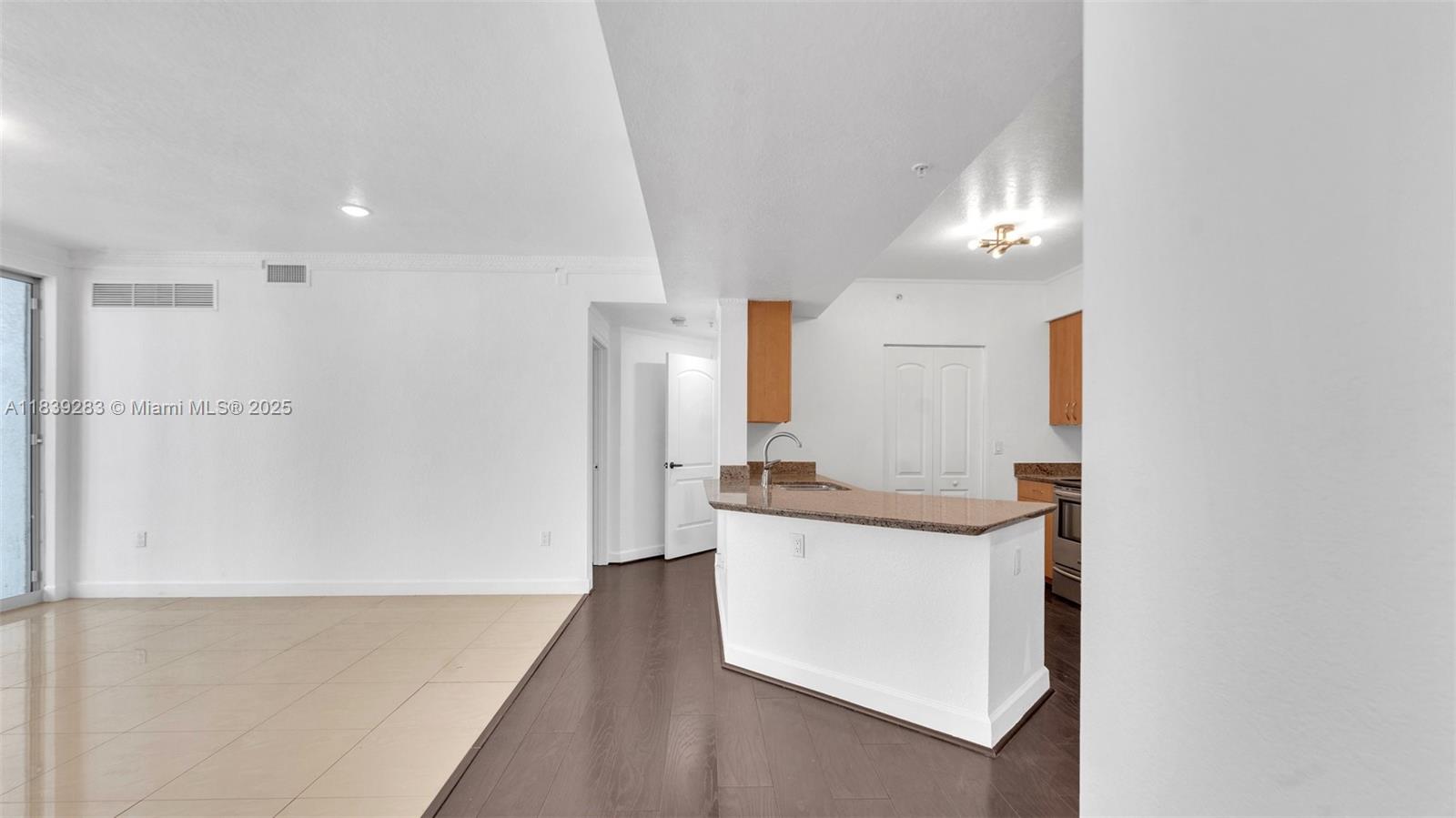 Photo of 1830 Radius Dr  #405, Hollywood, Florida, 33020 - 