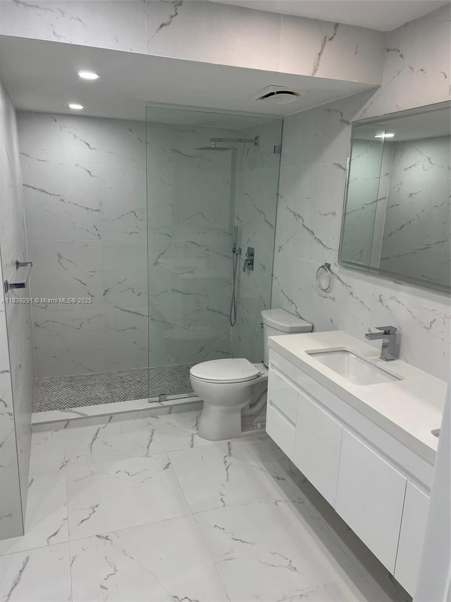 Photo of 9801 Collins Ave  #15X, Bal Harbour, Florida, 33154 - 