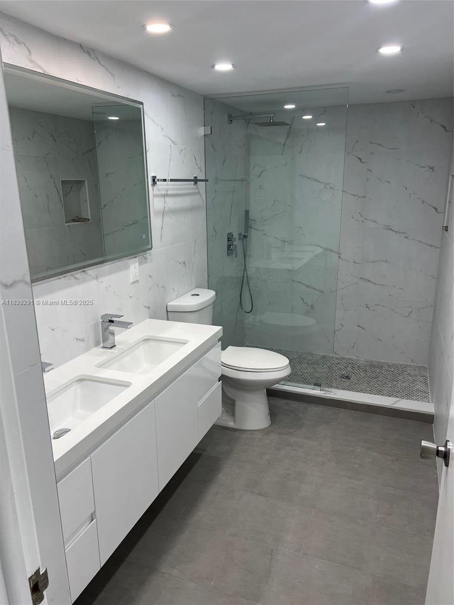 Photo of 9801 Collins Ave  #15X, Bal Harbour, Florida, 33154 - 