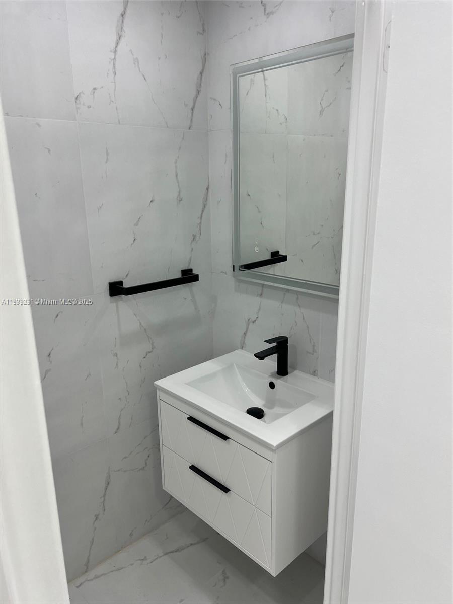 Photo of 9801 Collins Ave  #15X, Bal Harbour, Florida, 33154 - 