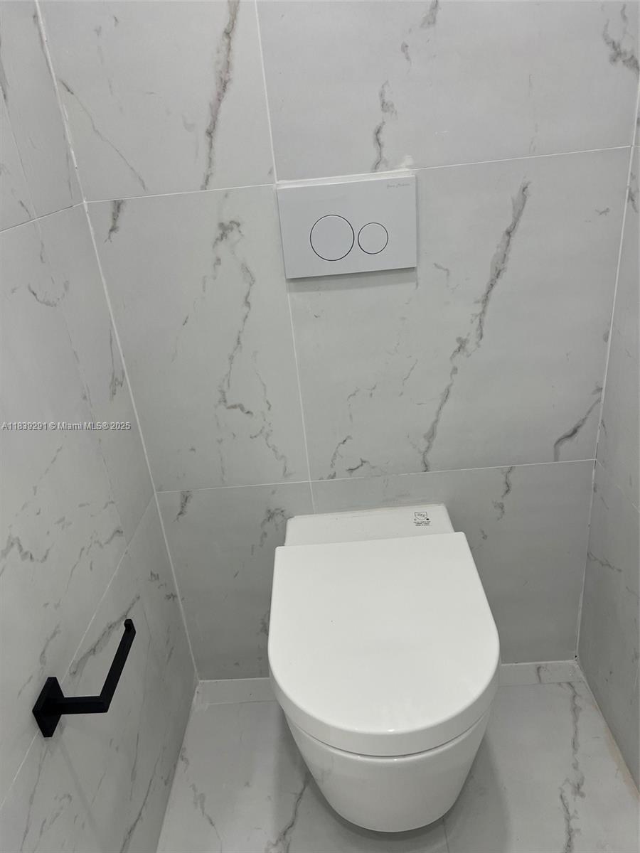 Photo of 9801 Collins Ave  #15X, Bal Harbour, Florida, 33154 - 