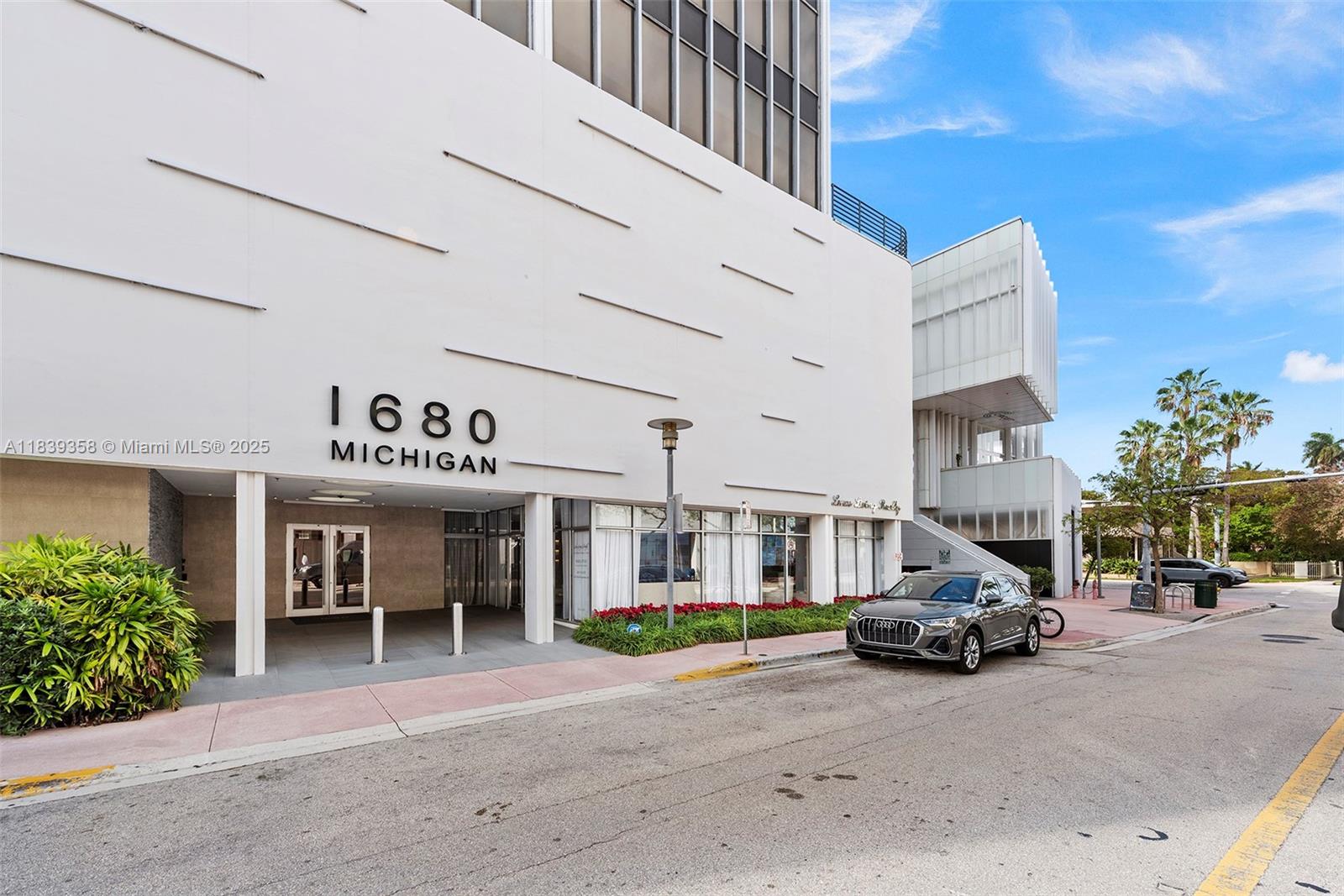 919  /   sq. ft. $ 2025-07-12 0 Photo