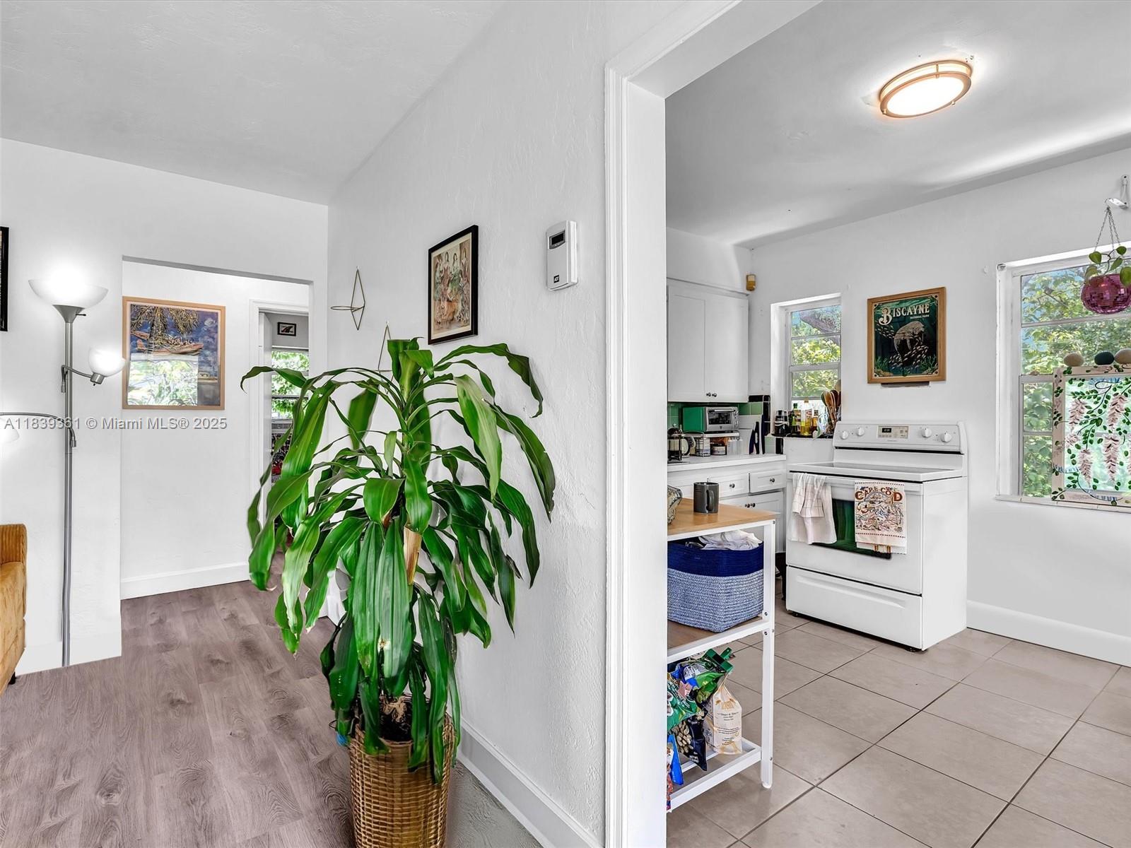 Ver detalles / 1492 sq. ft. $ 2025-07-12 0 foto